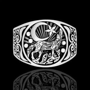 Silver Howling Wolf Ring