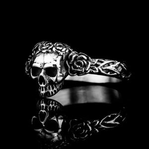 Skull and Roses Ring